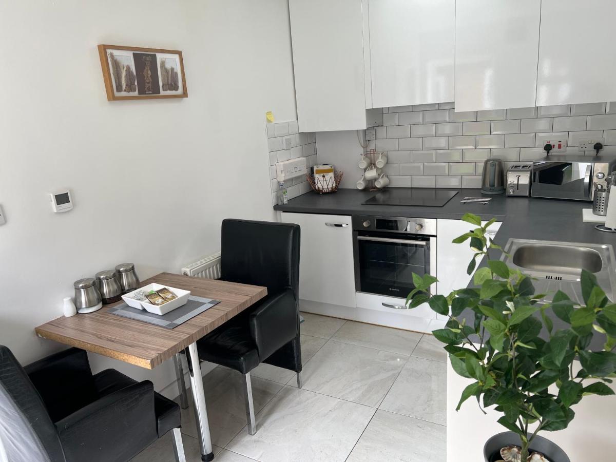 Dannifar Guest House London Kültér fotó